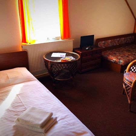 Hostinec Selsky Dvur Zbiroh Kültér fotó