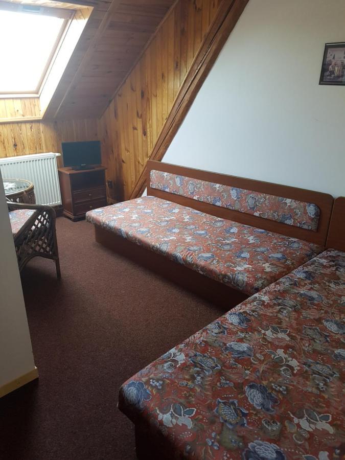Hostinec Selsky Dvur Zbiroh Kültér fotó